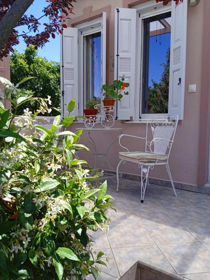Andros Lighthouse Apartments Mesaria (Andros) Exterior foto