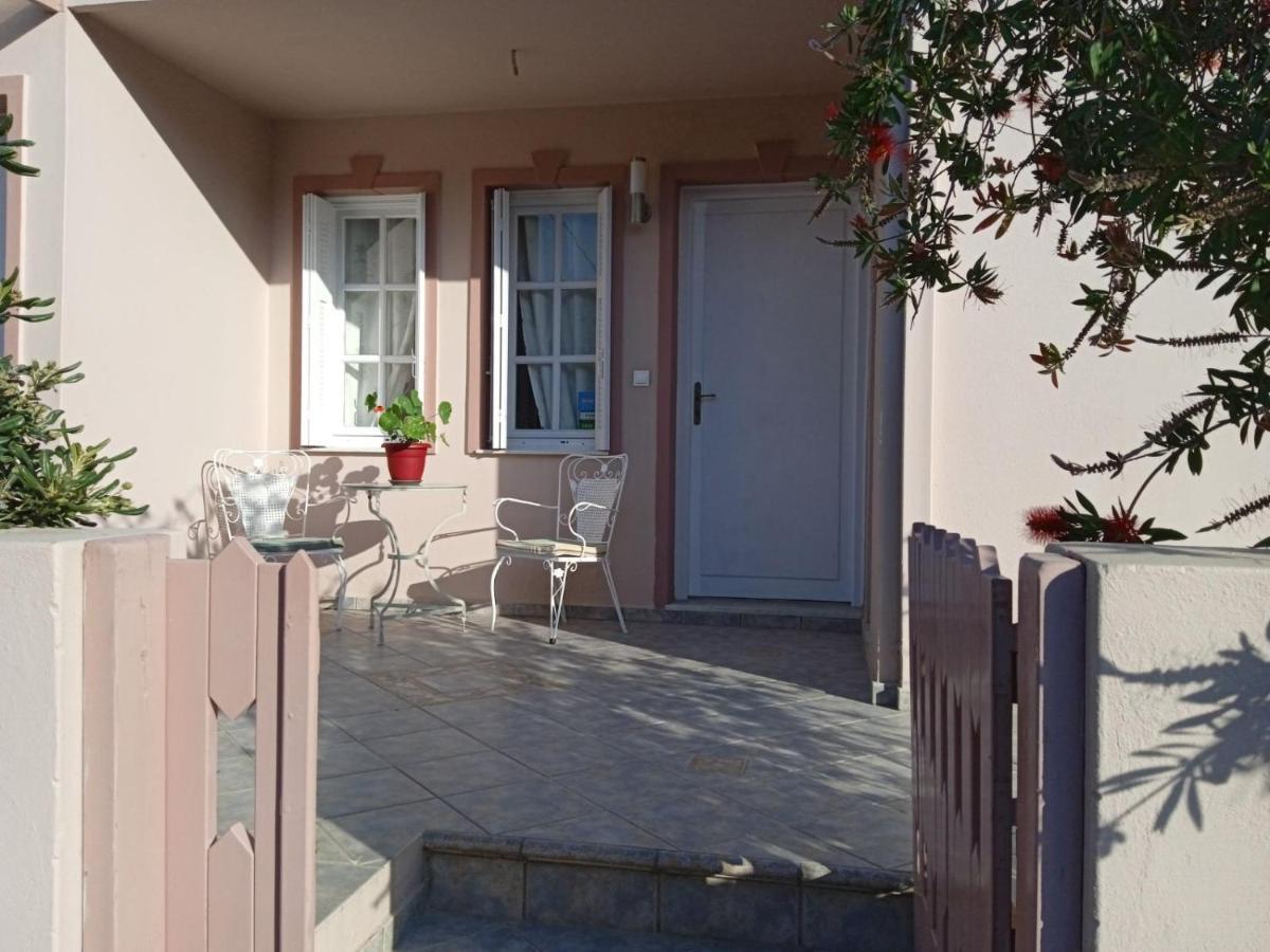 Andros Lighthouse Apartments Mesaria (Andros) Exterior foto