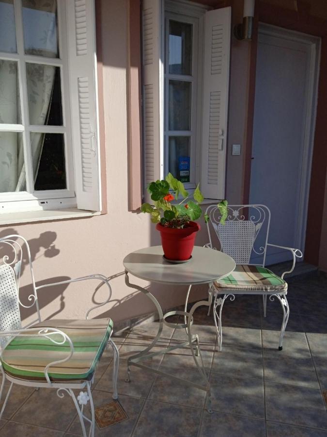 Andros Lighthouse Apartments Mesaria (Andros) Exterior foto