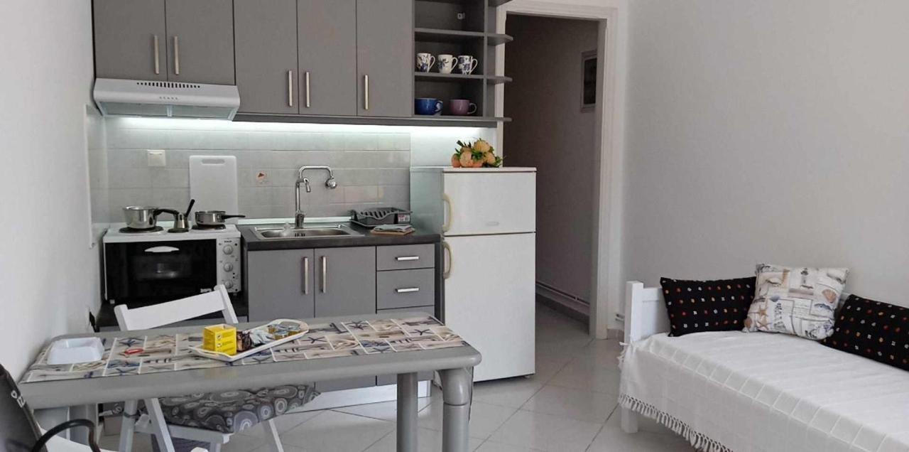 Andros Lighthouse Apartments Mesaria (Andros) Exterior foto
